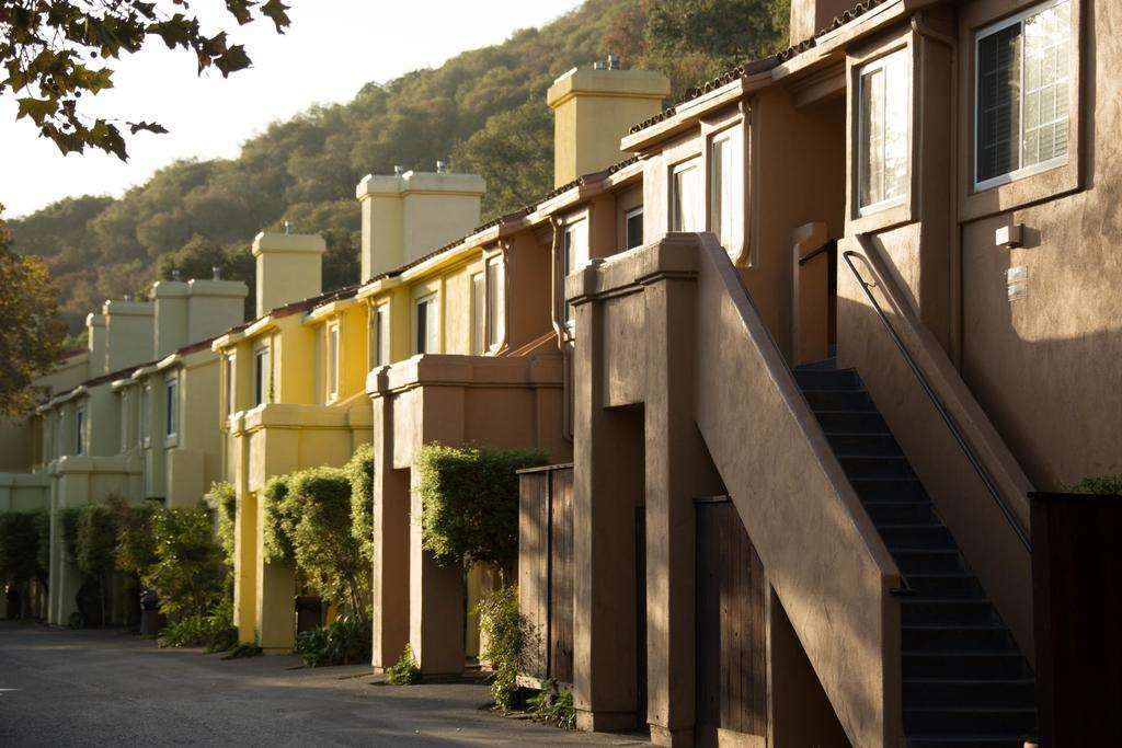 Sycamore Mineral Springs Avila Beach Exterior photo